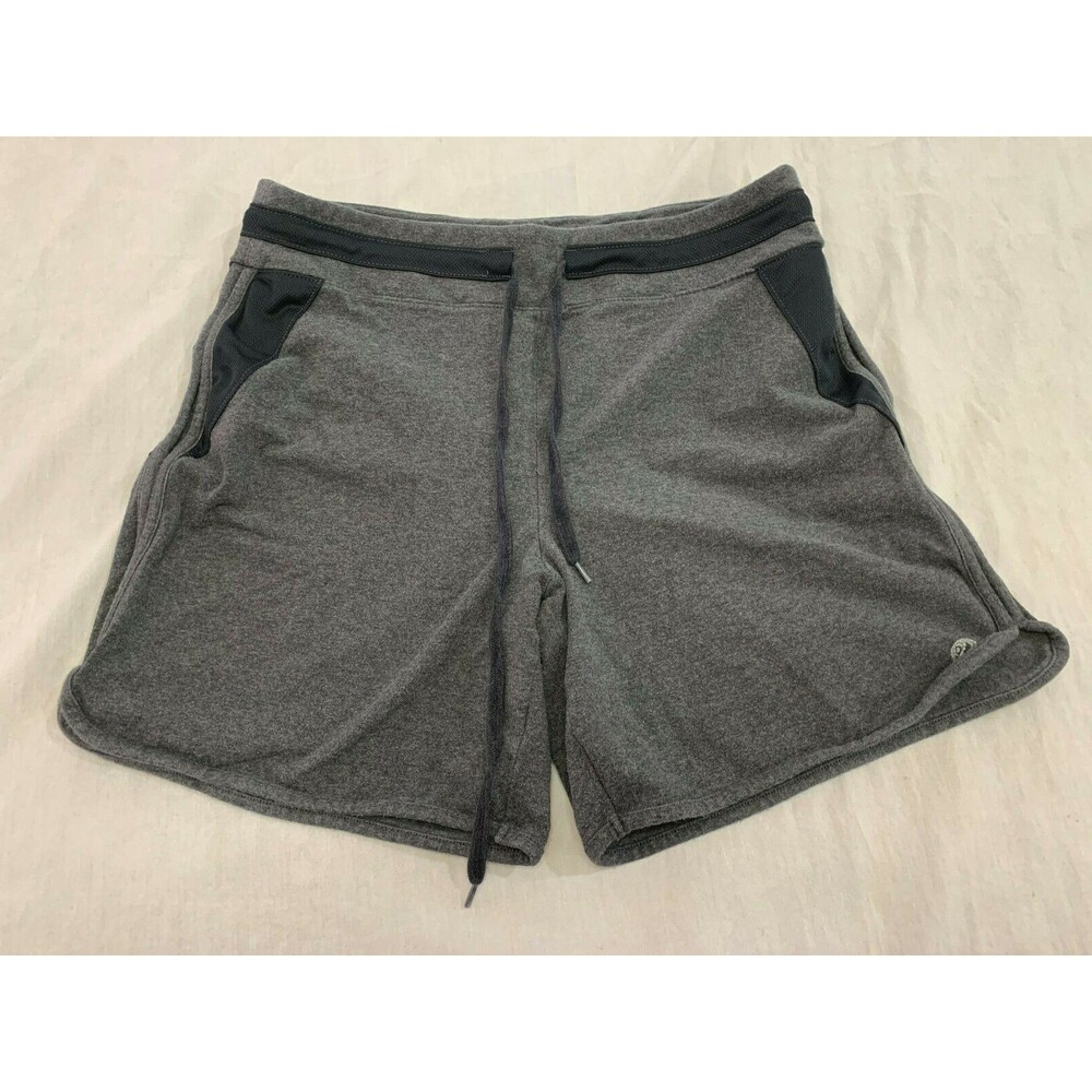 WOMENS SHORTS SIZE L